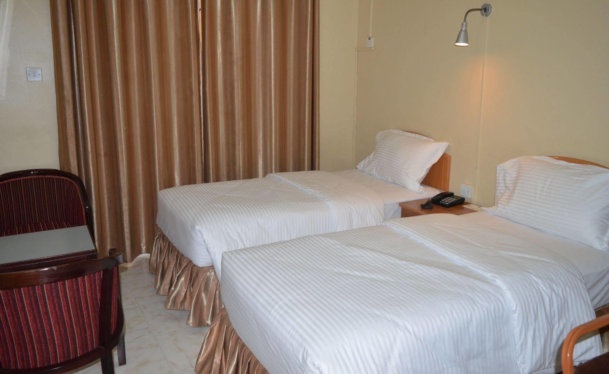 Zagy Hotel Dubai Exterior photo