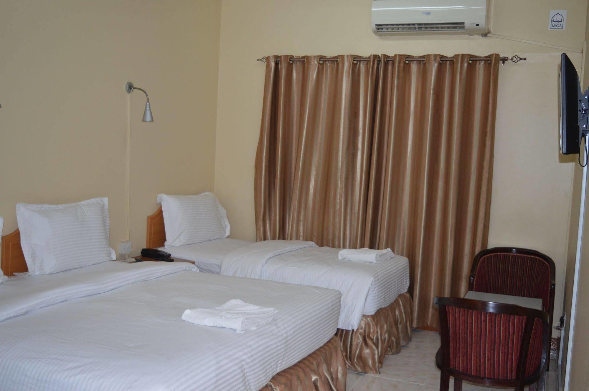 Zagy Hotel Dubai Exterior photo