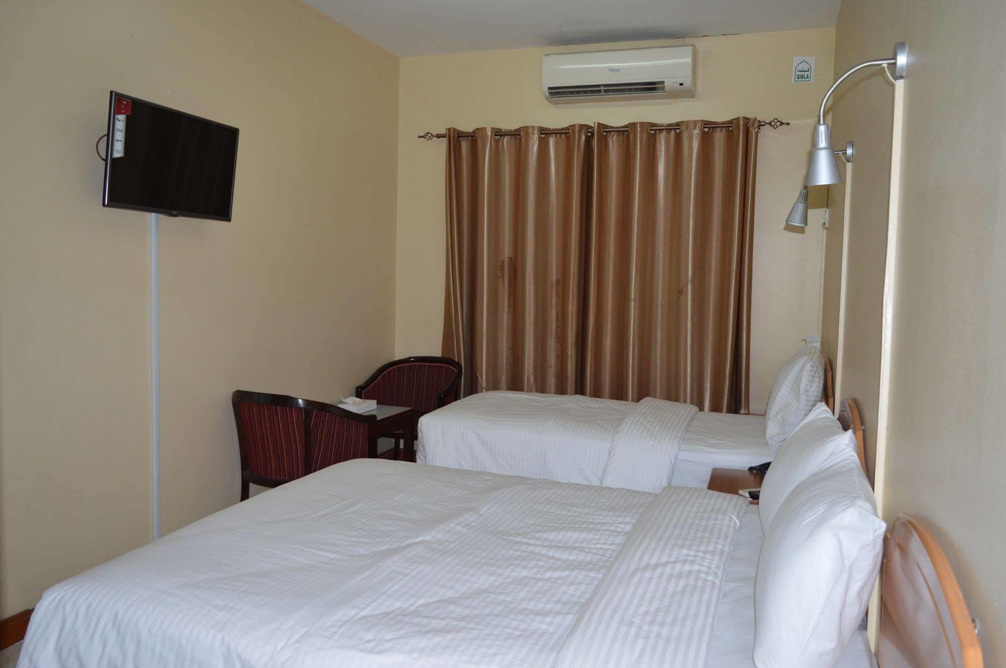 Zagy Hotel Dubai Exterior photo